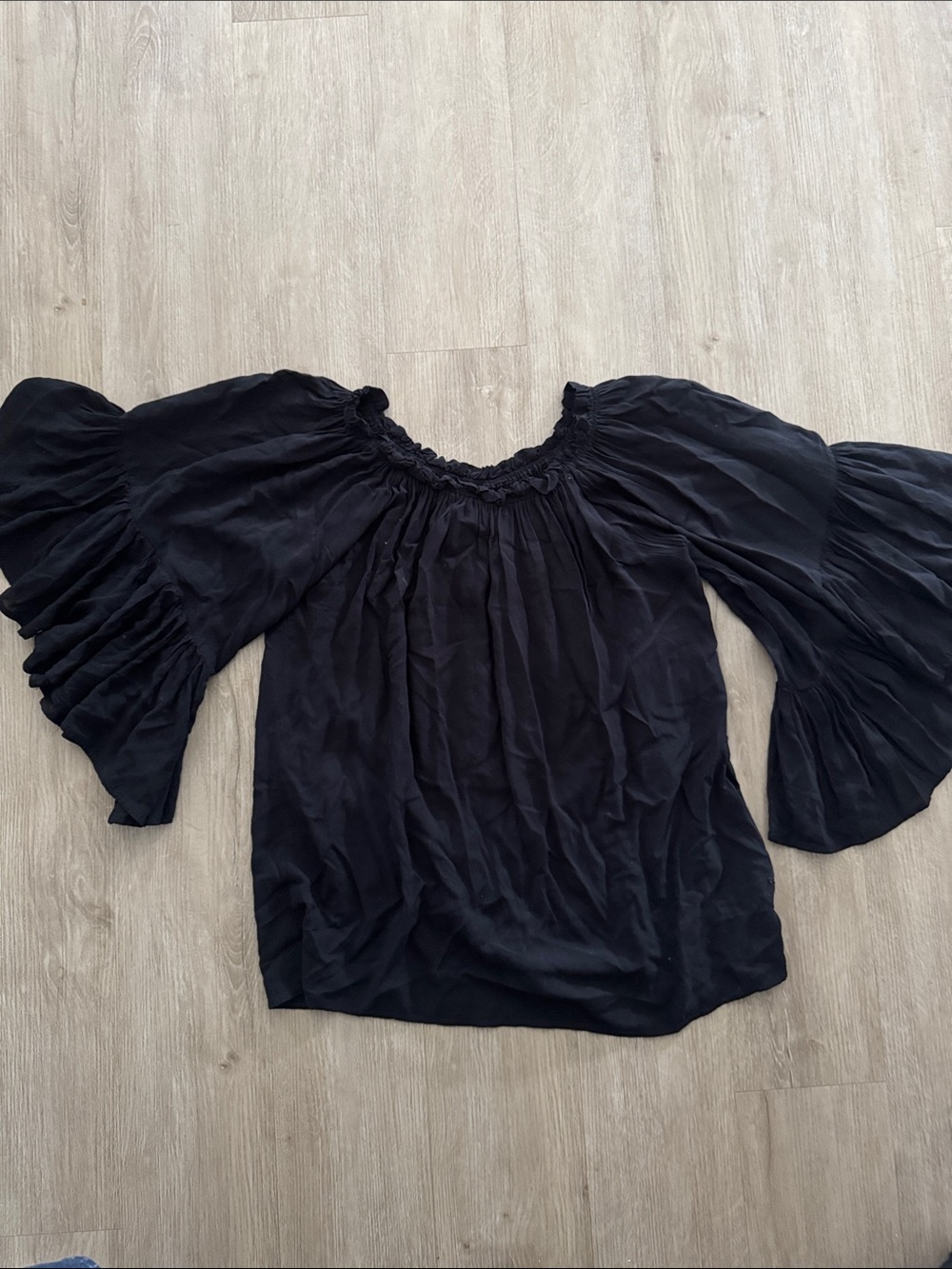 Elan Black Off-The-Shoulder Ruffled Bell Sleeve Blouse Flowy